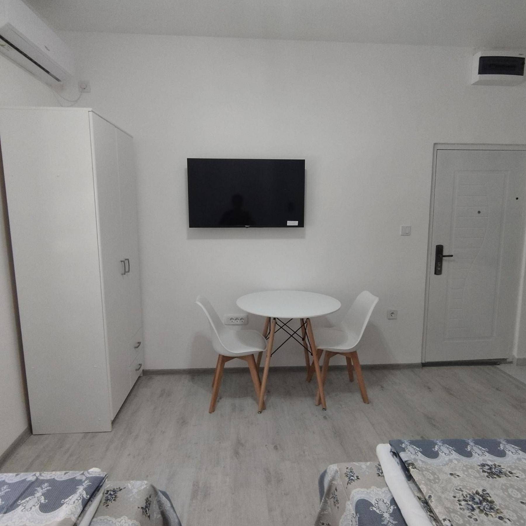 Apartmani 15 Цетинє Екстер'єр фото